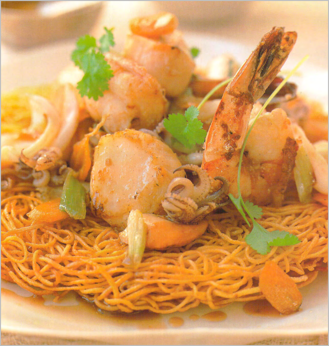 How to Make Vietnamese Crispy Egg Noodle Pancake with Prawns, Scallops and Squid Asian Cooking Recipe Cuisine